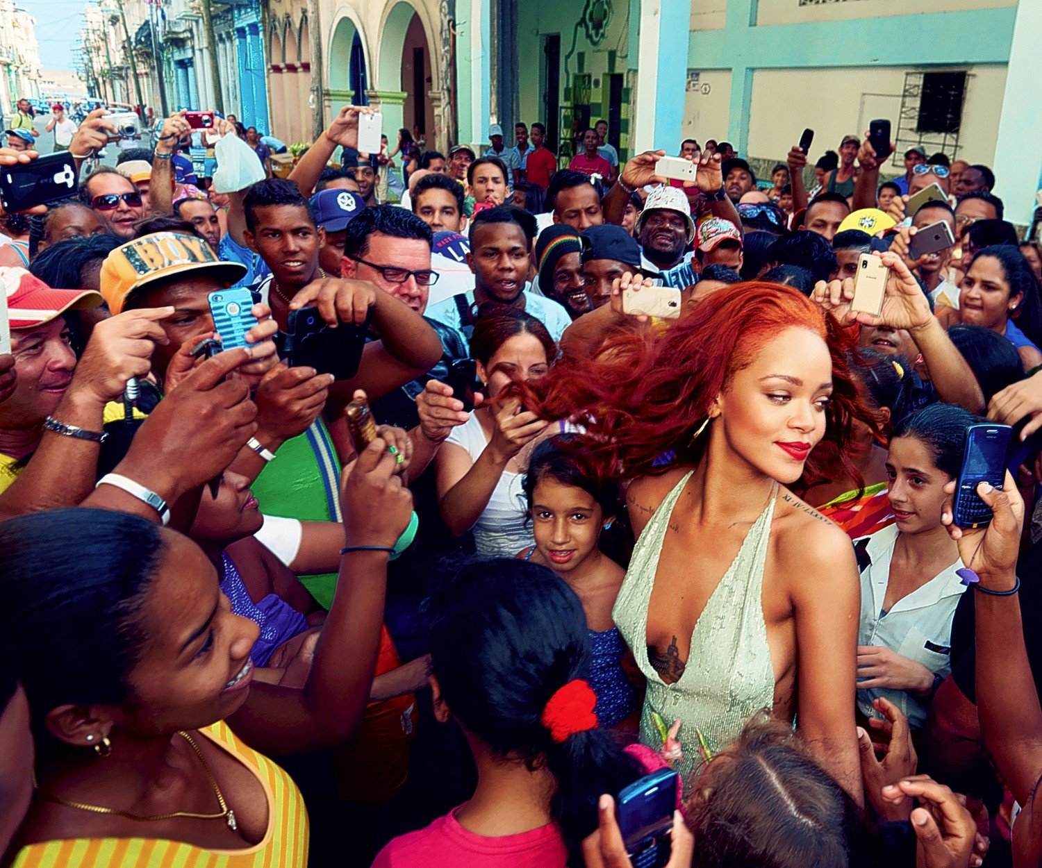 Rihanna na Kubie w obiektywie Annie Leibovitz