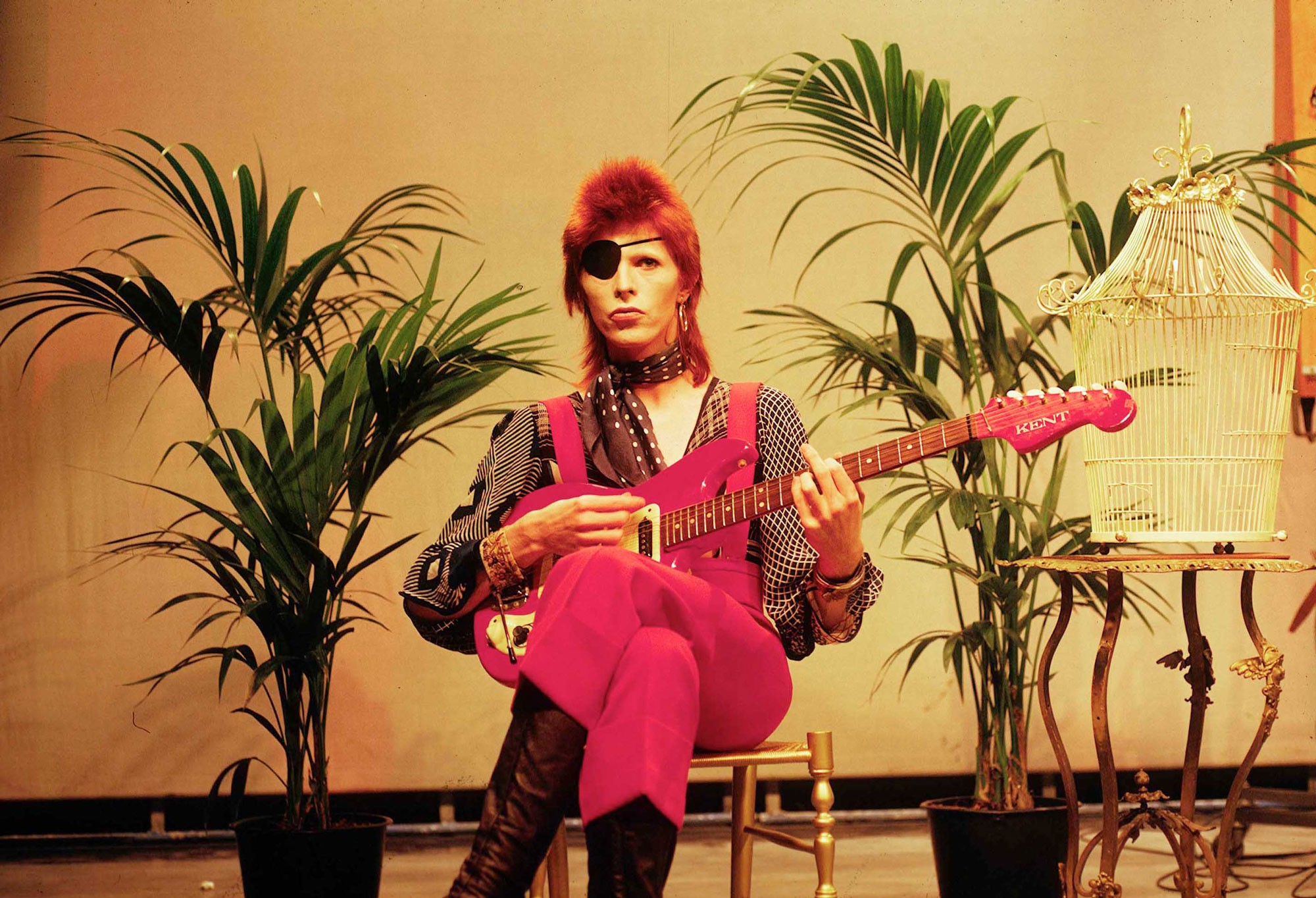 Stroje sceniczne Davida Bowie na wystawie w Chelsea