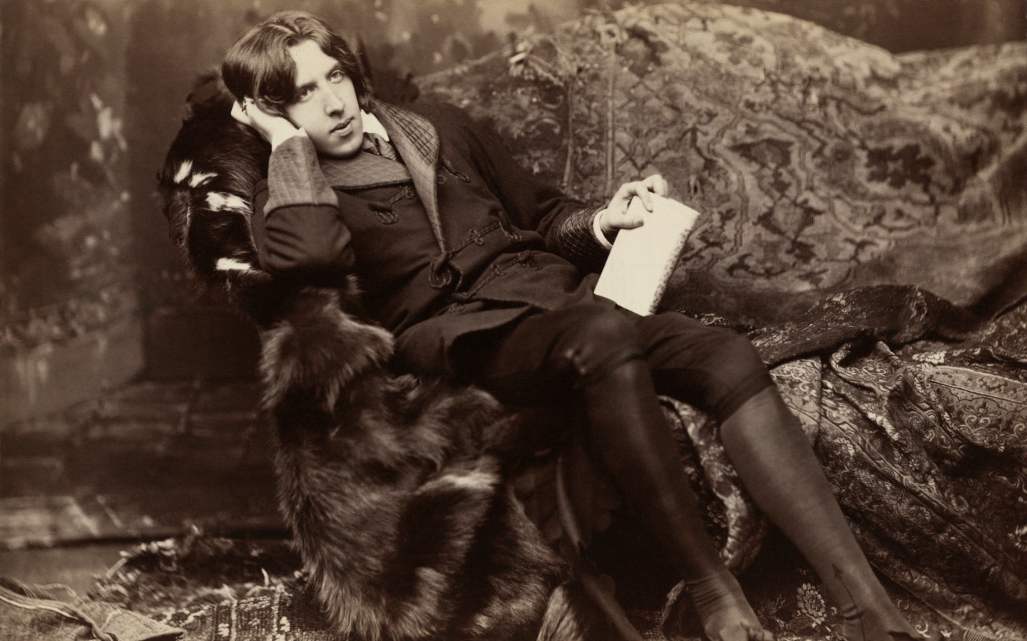 Wystawa „Oscar Wilde: L’impertinent absolu” w paryskim Le Petis Palais