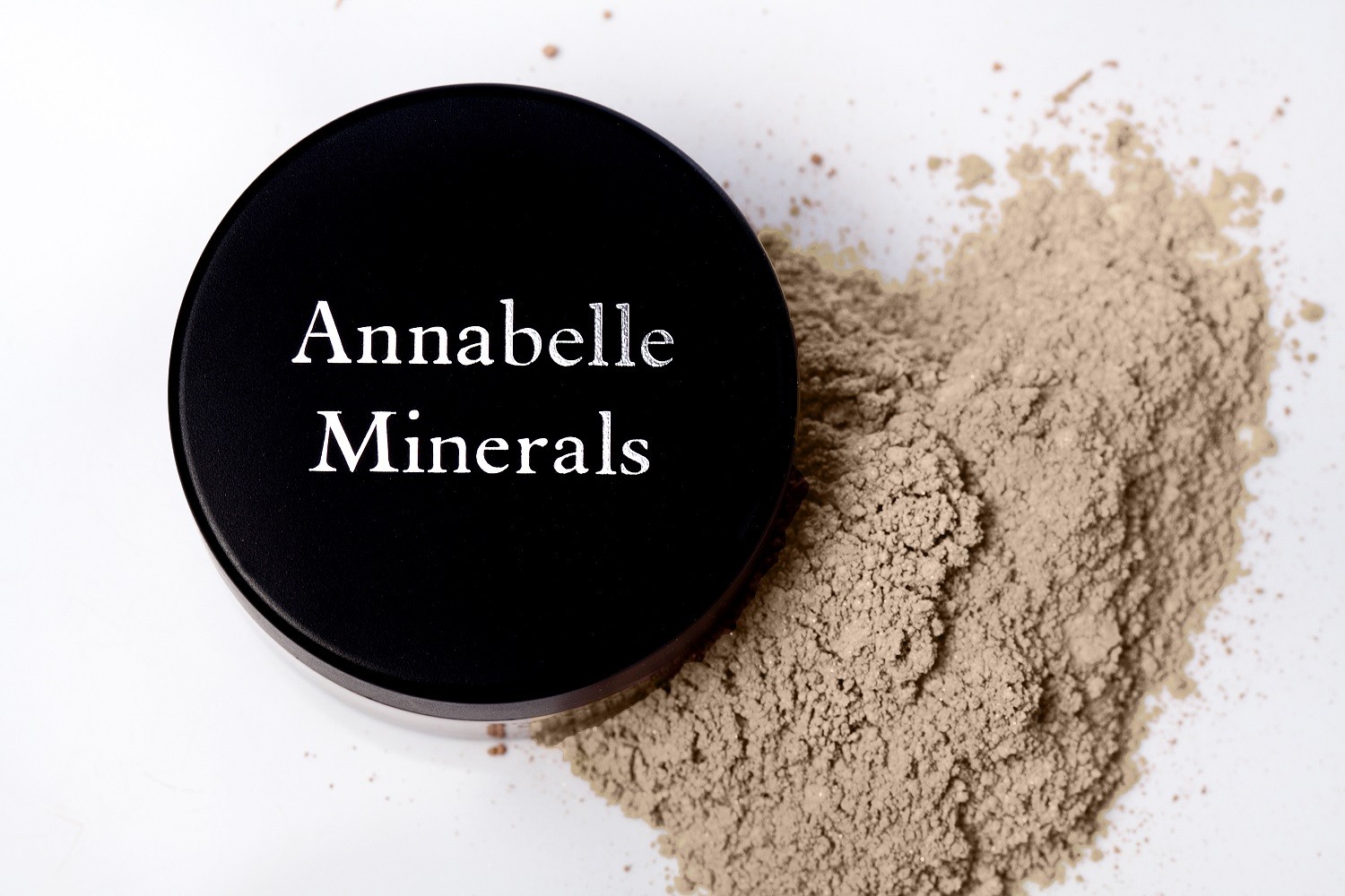 Primer Pretty Neutral od Annabelle Minerals