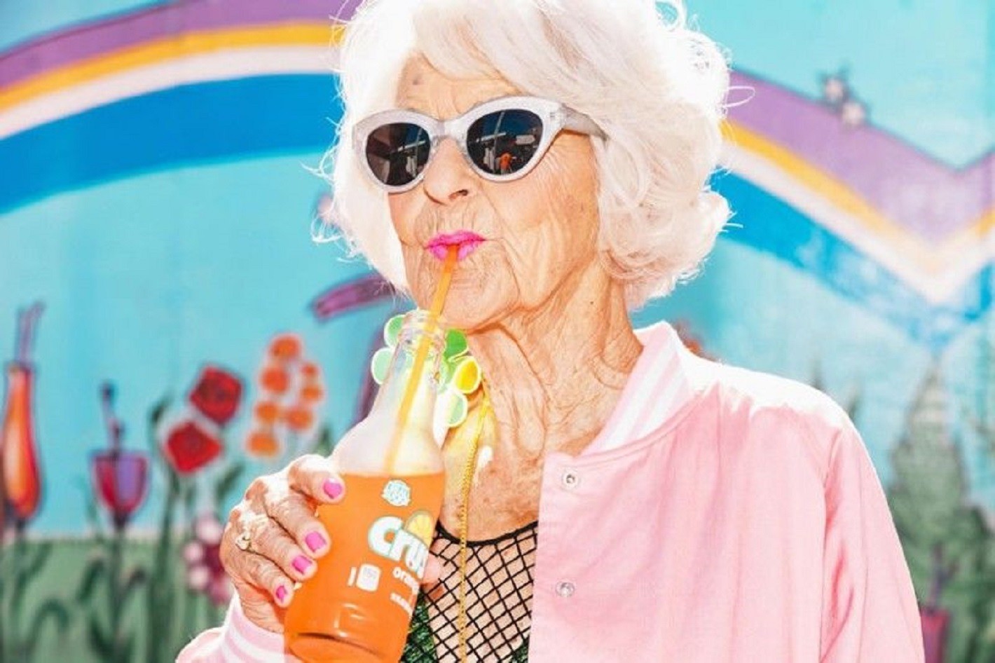 Бабушка развлечения. Бадди Винкл. Бадди Уинкл в молодости. Старушка Бадди Винкл. Бадди Винкл, 91 год.