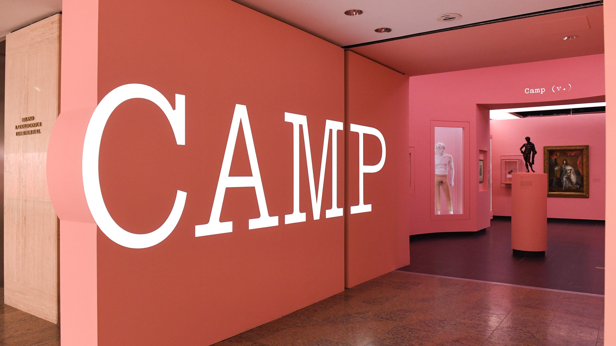 Nowa wystawa w MET: „Camp: Notes of Fashion”