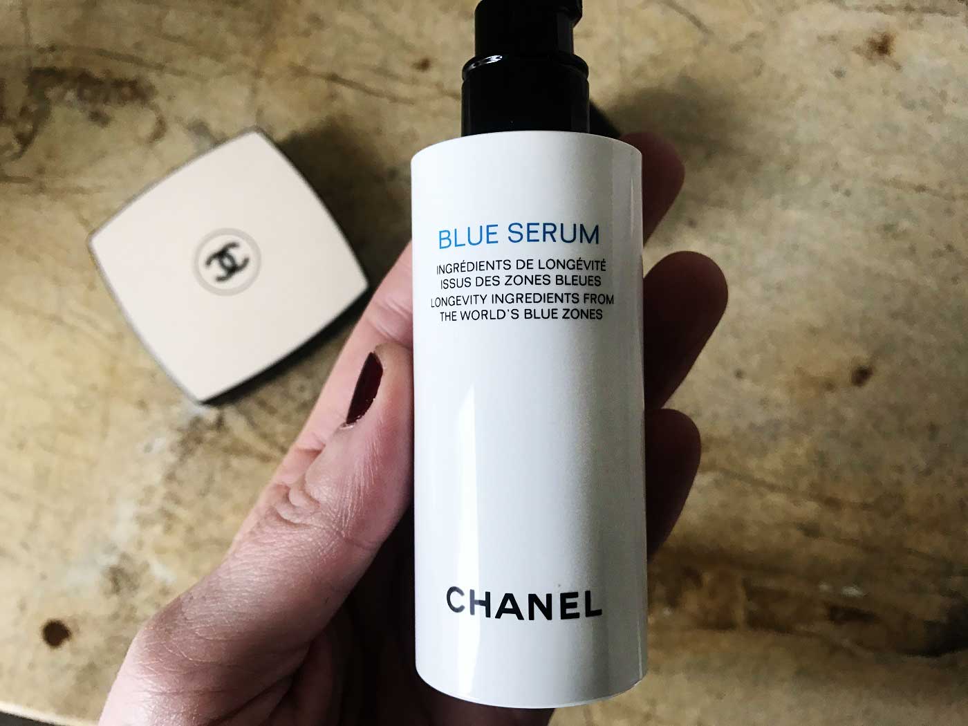 Redakcja testuje: nowe Blue serum marki Chanel!