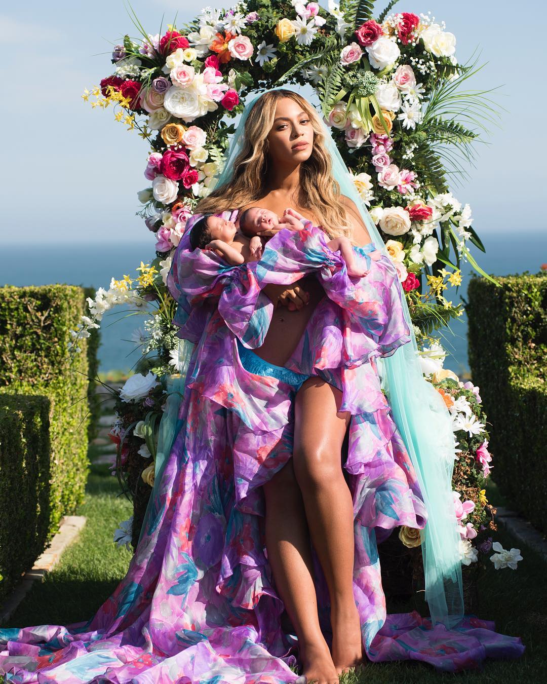 Beyonce pokazała pierwsze zdjęcie bliźniaków!