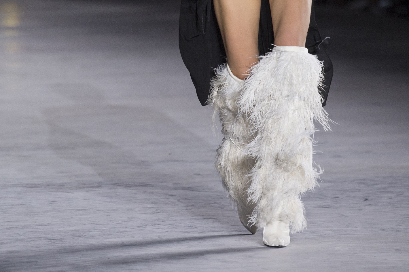 Te buty z nowej kolekcji Saint Laurent będą marzeniem każdej fashionistki!