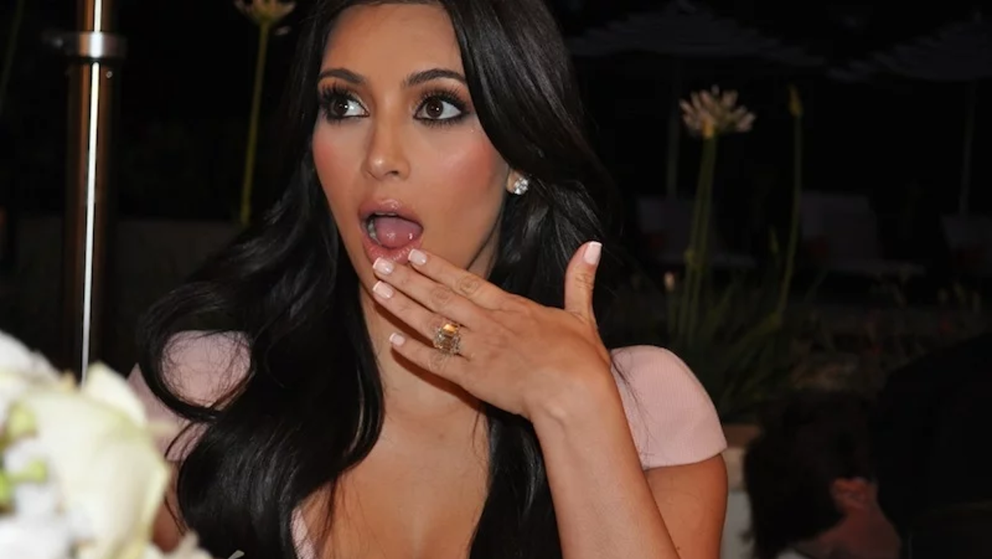 Czy Kim Kardashian skopiowała sukienkę Vetements?