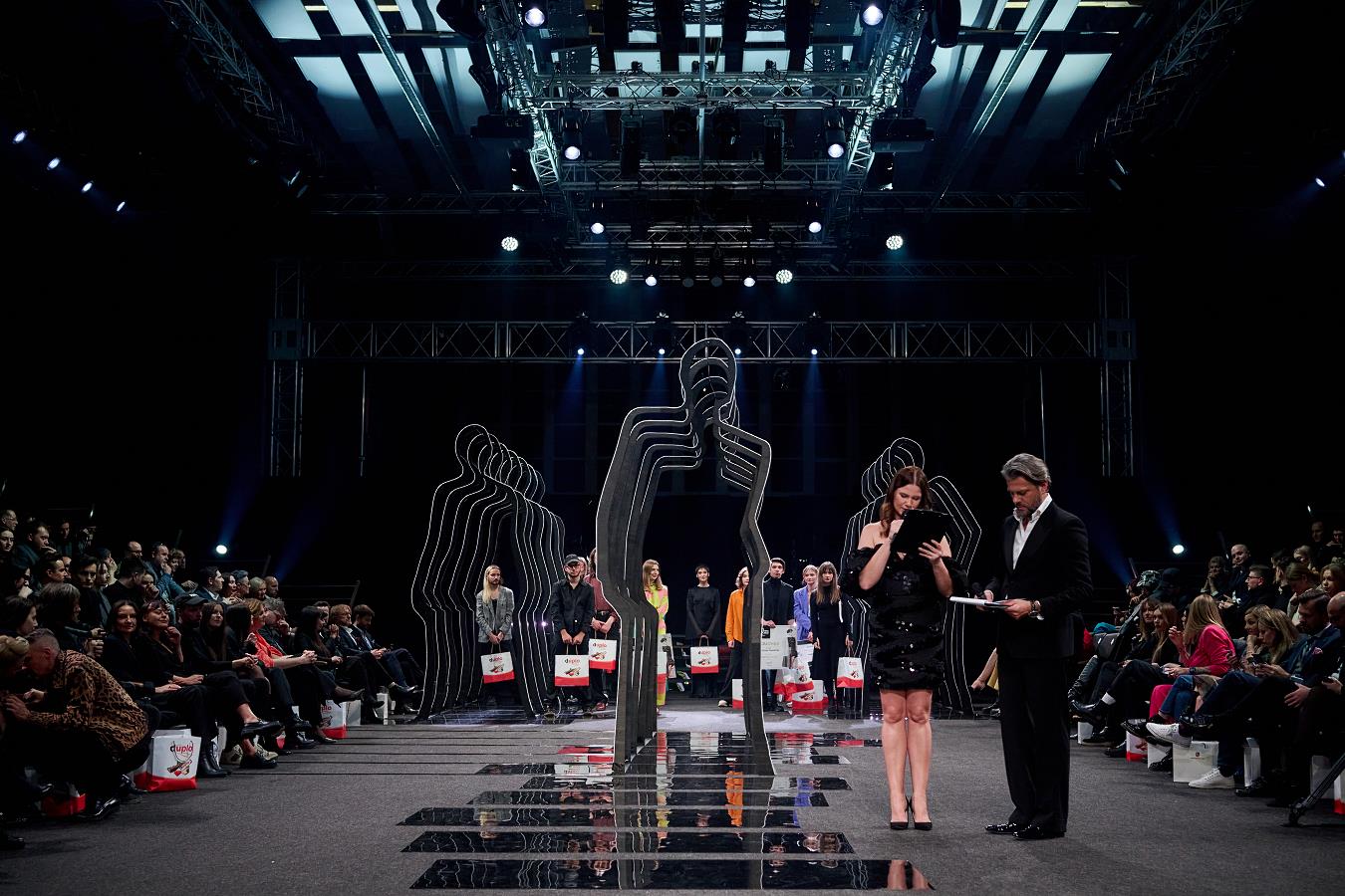 Łódź Young Fashion prezentuje nowe szanse dla polskiej mody. Z Magdaleną Christofi, producentką wydarzenia, rozmawiamy o wszystkich obliczach kreatywności