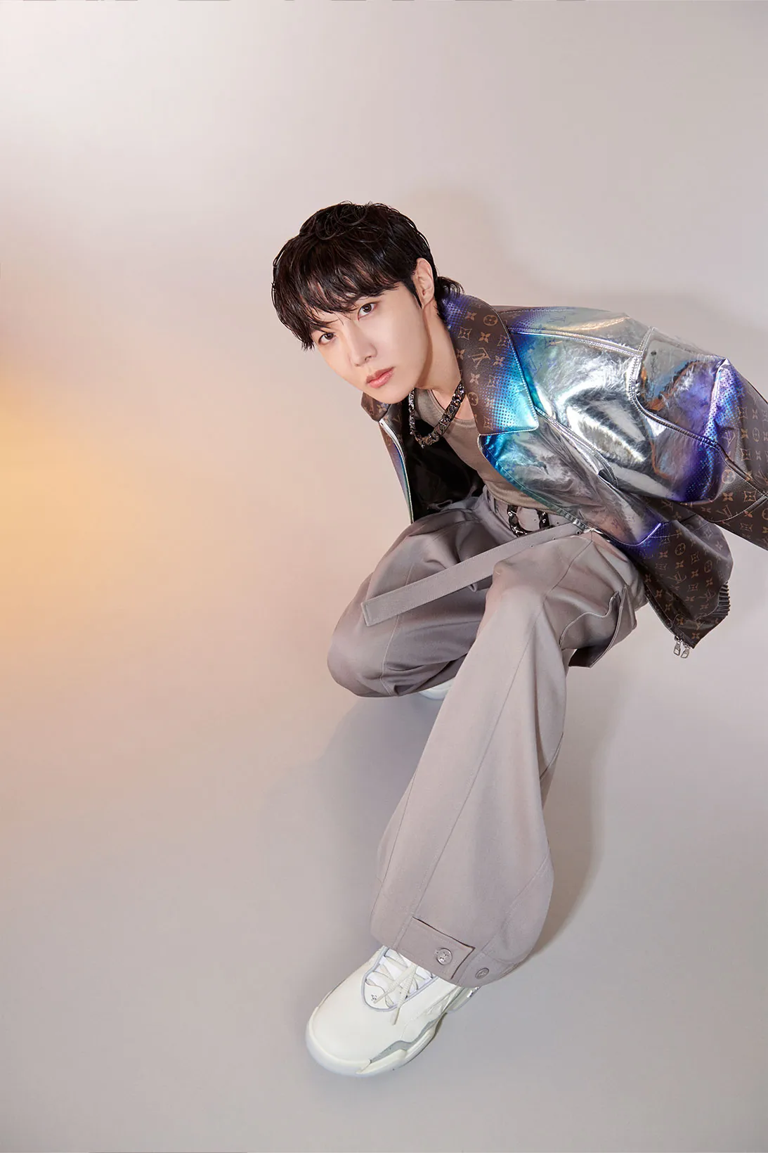 J-Hope został ambasadorem Louis Vuitton