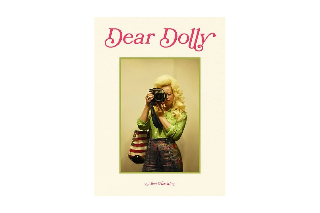 Nowa foto-książka celebruje ikonę Dolly Parton