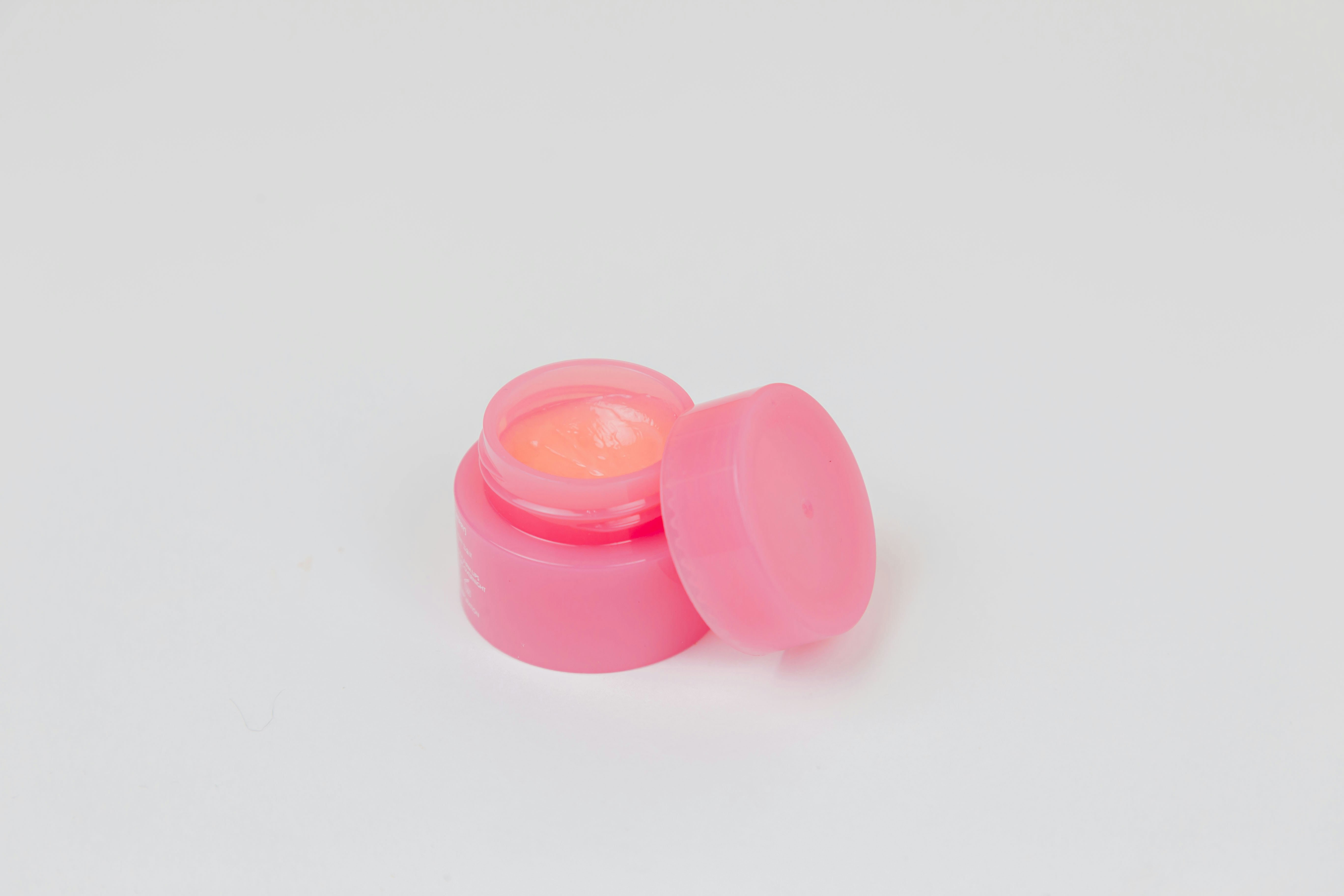 Codzienna rutyna pielęgnacyjna – jak zacząć dzień i zakończyć wieczór?