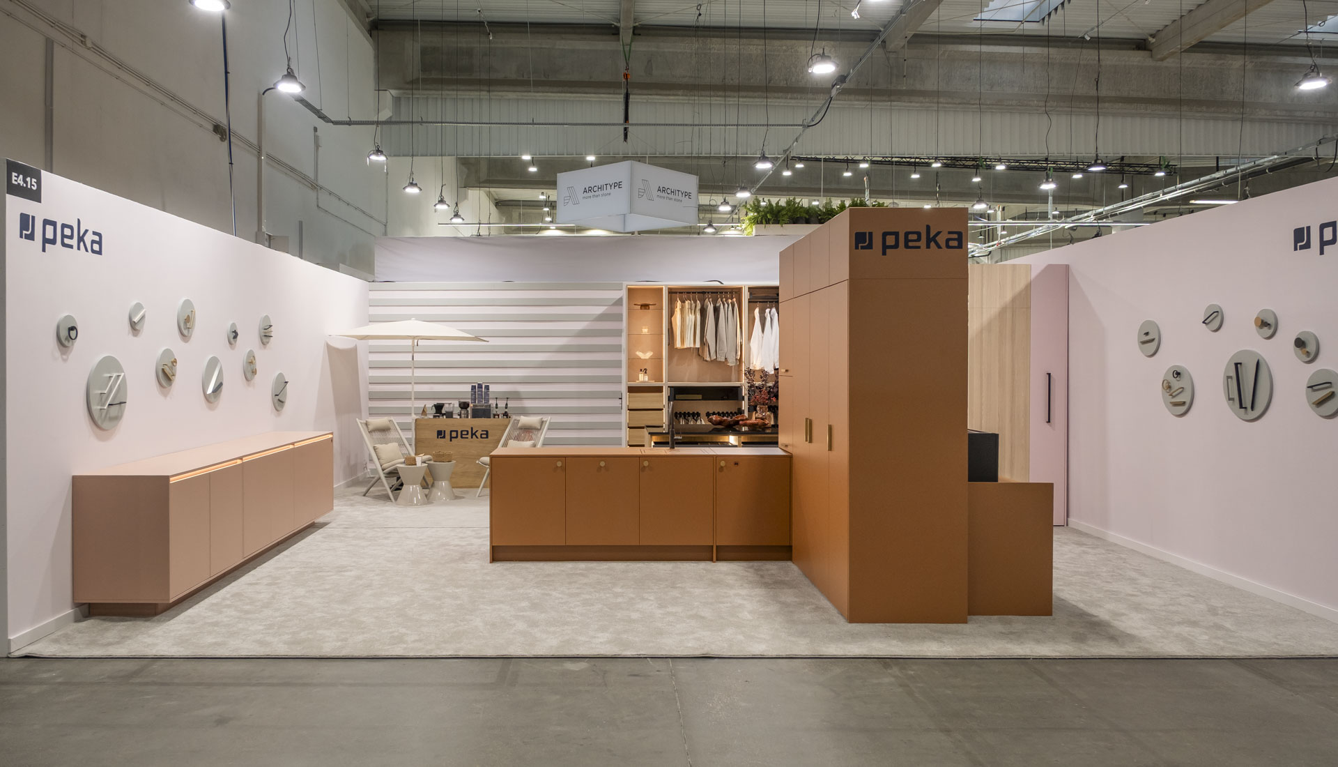 PEKA PREZENTUJE „SZWAJCARSKIE ROZWIĄZANIA DLA CODZIENNEJ WYGODY” NA TARGACH WARSAW HOME 2025