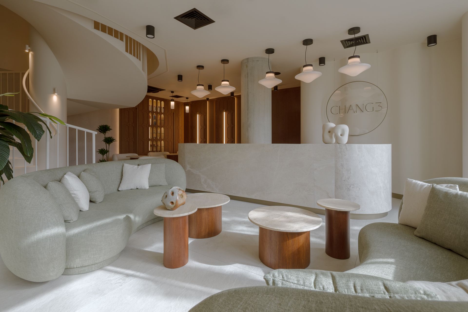 Fitness w wersji slow. HOLA Design zaprojektowała CHANGE Studio