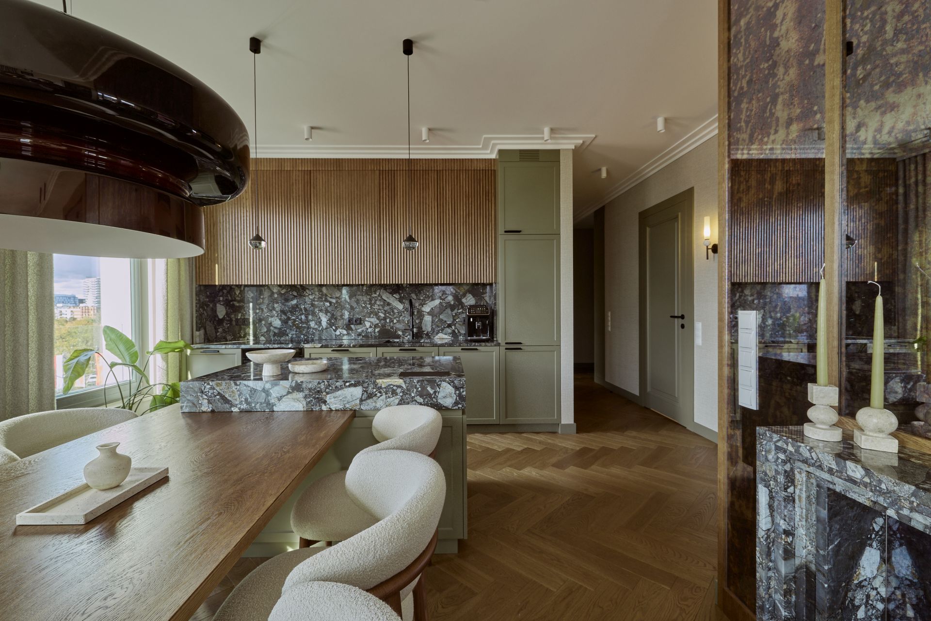 Rzeczna enklawa. Apartament w sercu Gdańska nad Motławą