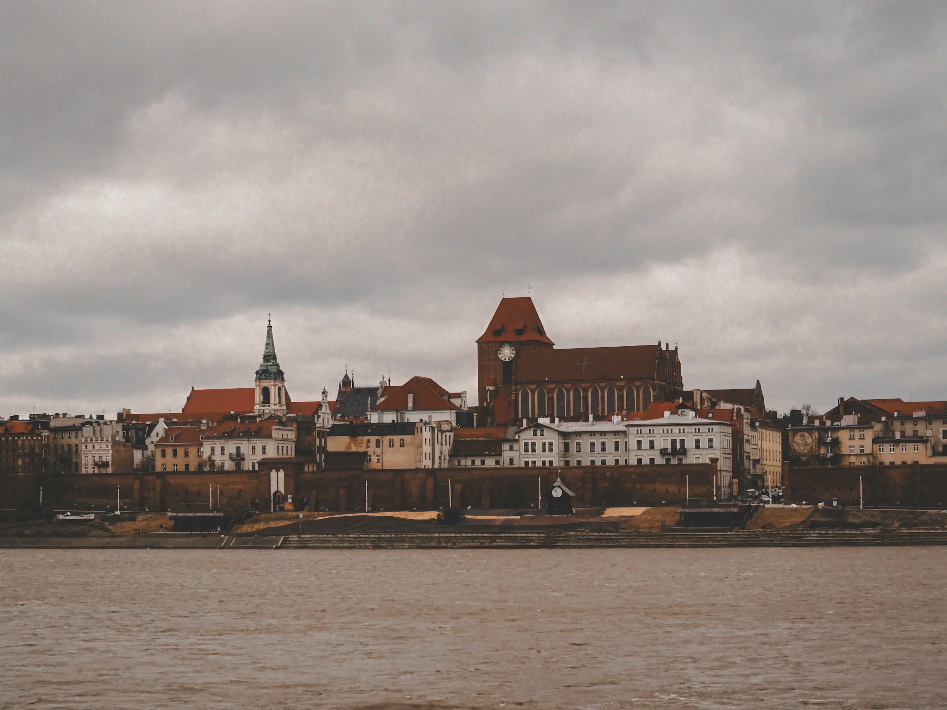 Toruń – gotyk, pierniki i klimatyczne zaułki